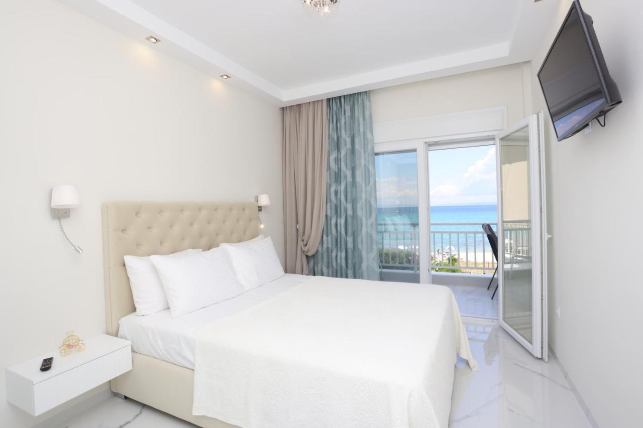Beach Front Casa Elena Ханиоти Екстериор снимка